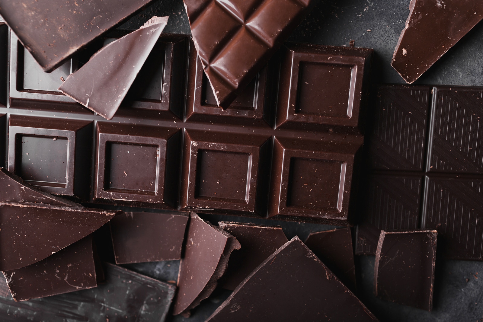 chocolate-bar Chocolate bar with broken off pieces.
