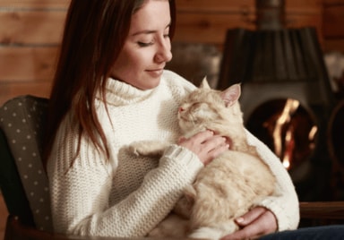 lady with cat